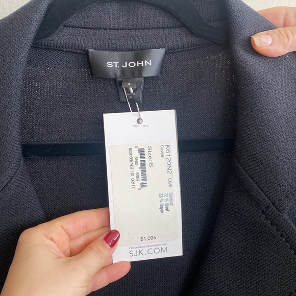 NWT St. John Size 6 jacket. - Picture 3 of 8